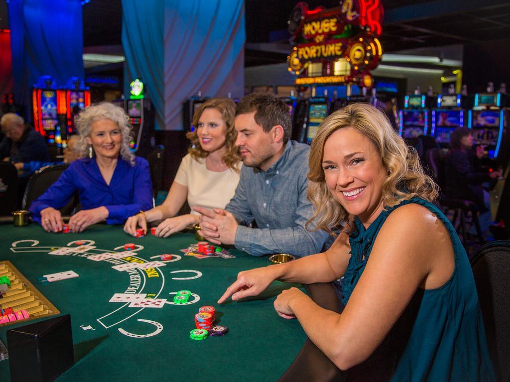 Prairie Meadows Casino Racetrack&Hotel Altoona Extérieur photo
